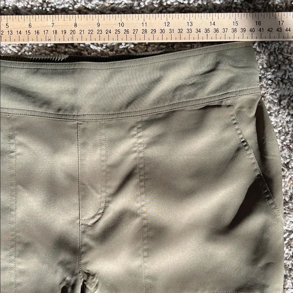 Like New! Sherpa Adventure Gear Green Pull On Pants In Size M — image 8 of 8